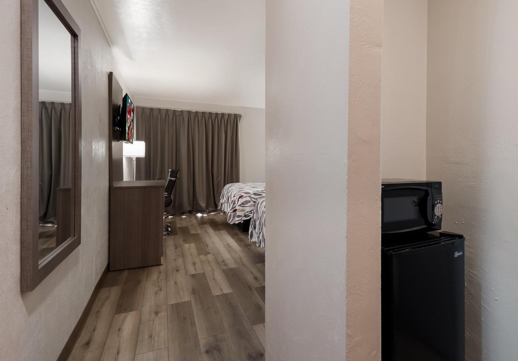 Red Roof Inn 매디슨빌 외부 사진
